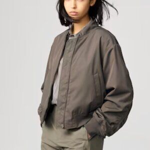 UNIQLO : C Bomber Jacket